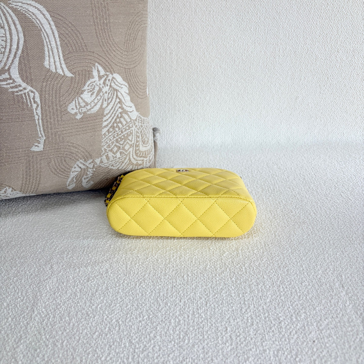 Chanel - Mini Shell Bag - Leather - Yellow - (mini)