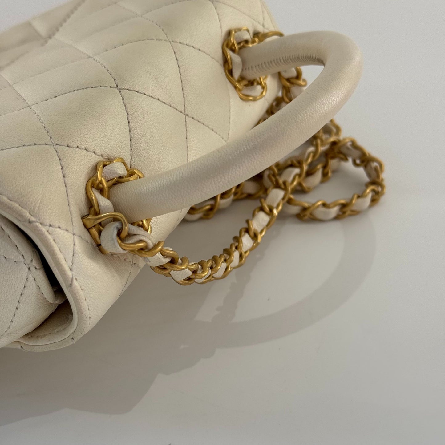 Chanel - Mini Top Handle Flap Bag - Lambskin leather - Iridescent White with Gold-Tone Hardware - (mini)