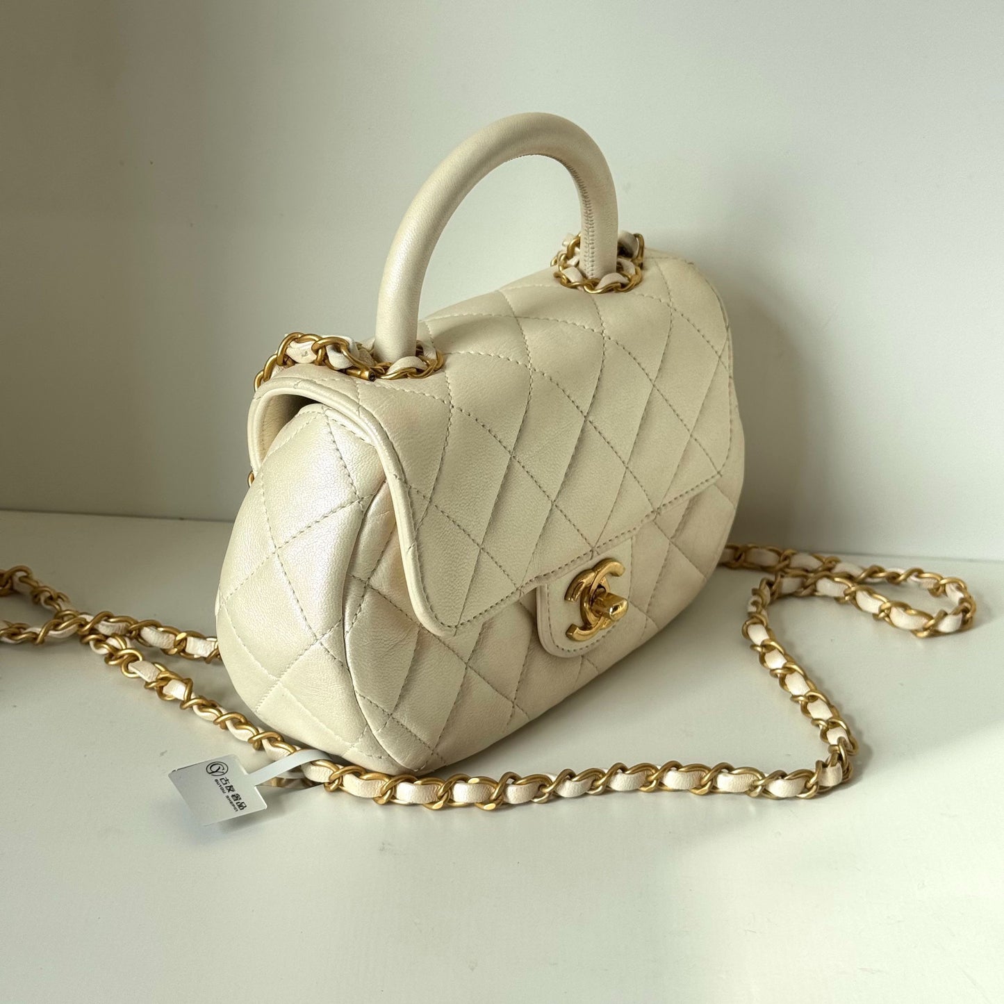 Chanel - Mini Top Handle Flap Bag - Lambskin leather - Iridescent White with Gold-Tone Hardware - (mini)