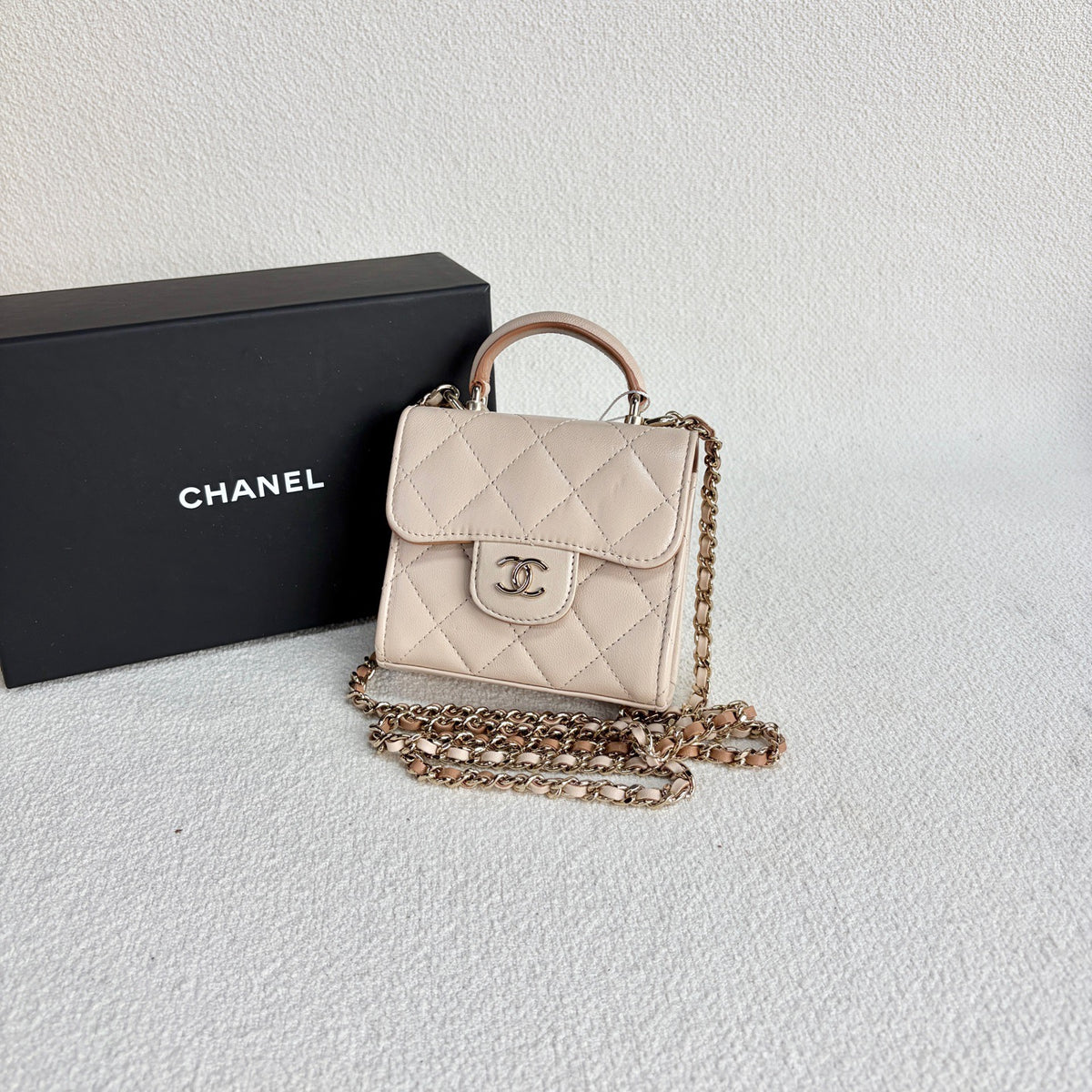 Chanel - Mini Top Handle Flap Bag - Leather - Beige - (mini)
