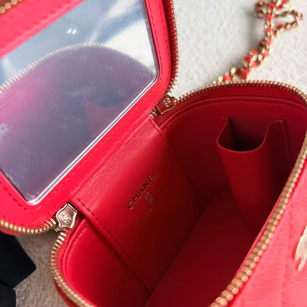 Chanel - Mini Vanity Case - Caviar leather - Red - (mini)
