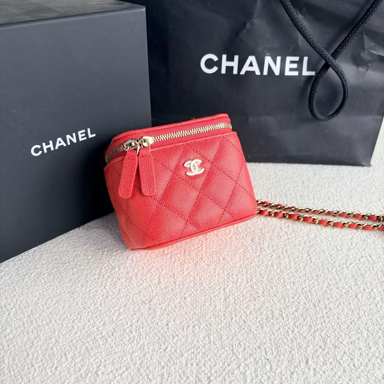 Chanel - Mini Vanity Case - Caviar leather - Red - (mini)