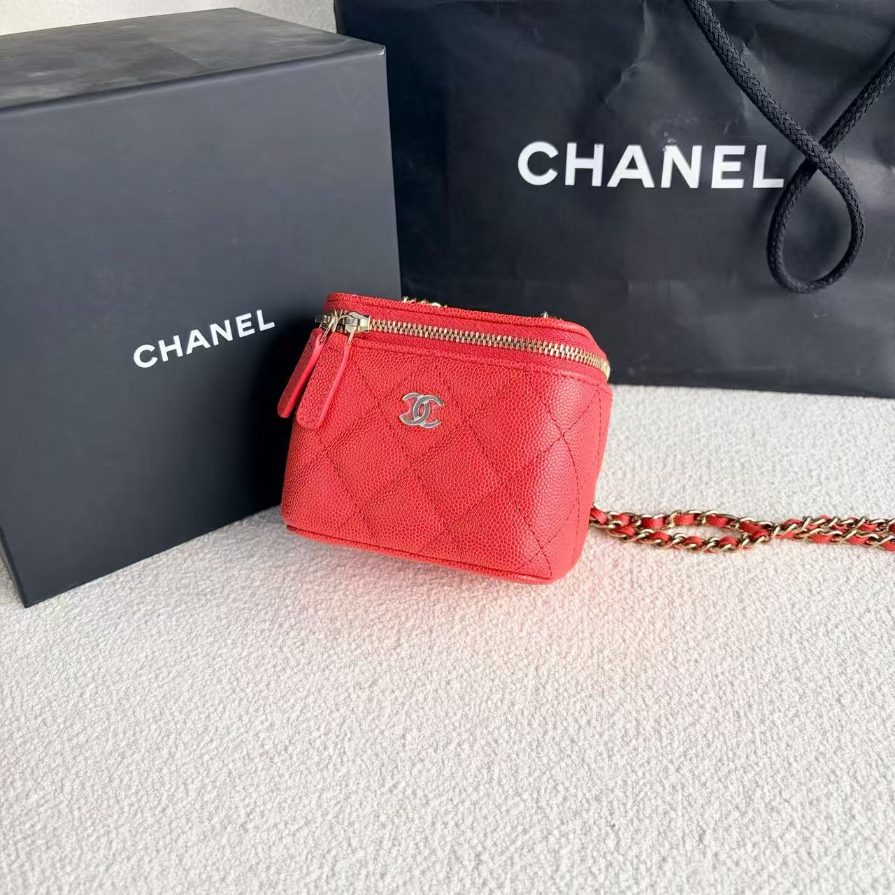 Chanel - Mini Vanity Case - Caviar leather - Red - (mini)