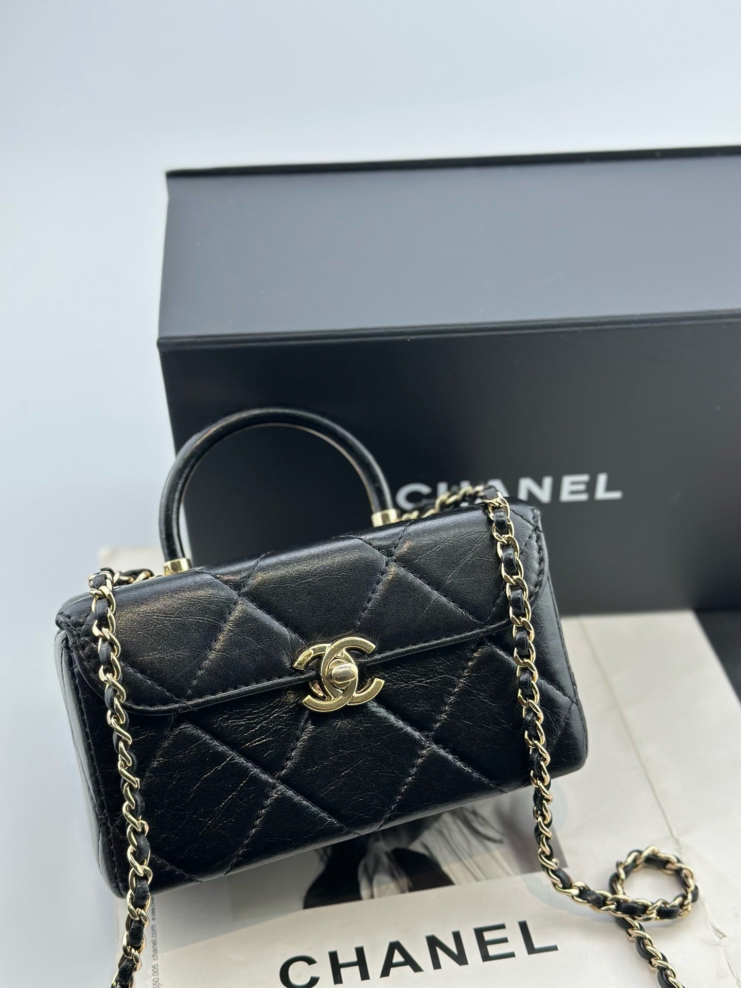 Chanel - Mini Vanity Case - Lambskin leather - Black with Gold-Tone Hardware - (mini)