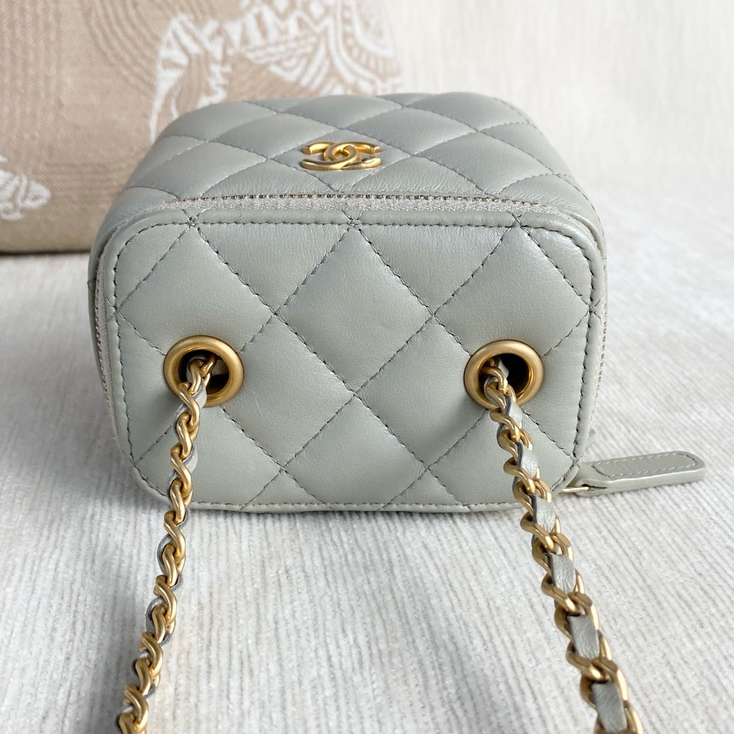 Chanel - Mini Vanity Case - Leather - Grey - (mini)