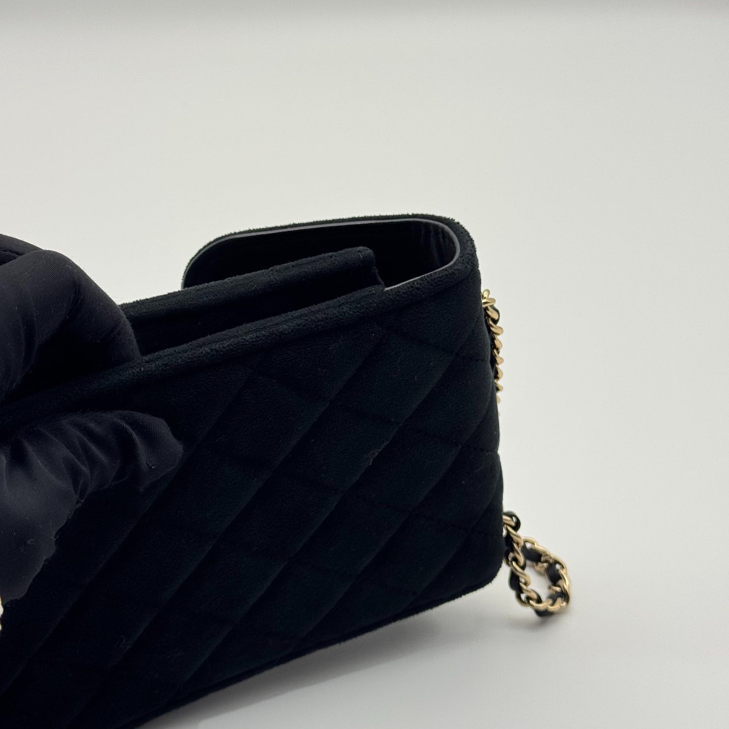 Chanel - Mobile Phone Bag - Velvet - Black