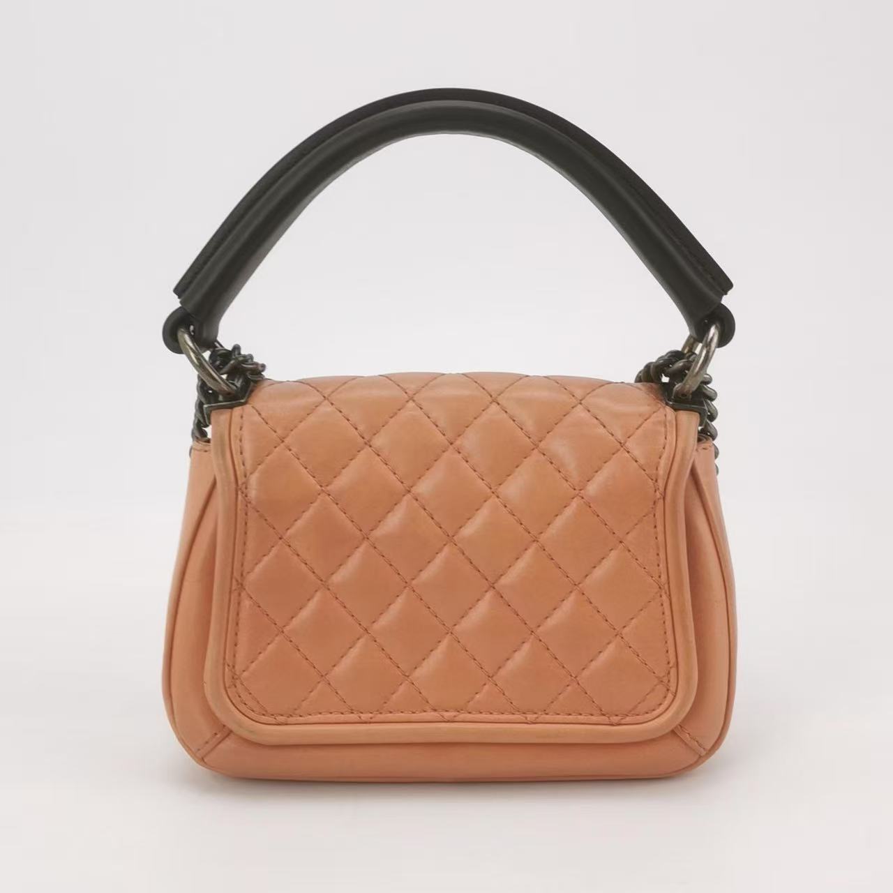 Chanel - Mumbai Shoulder Bag - Leather - Peach - (mini)