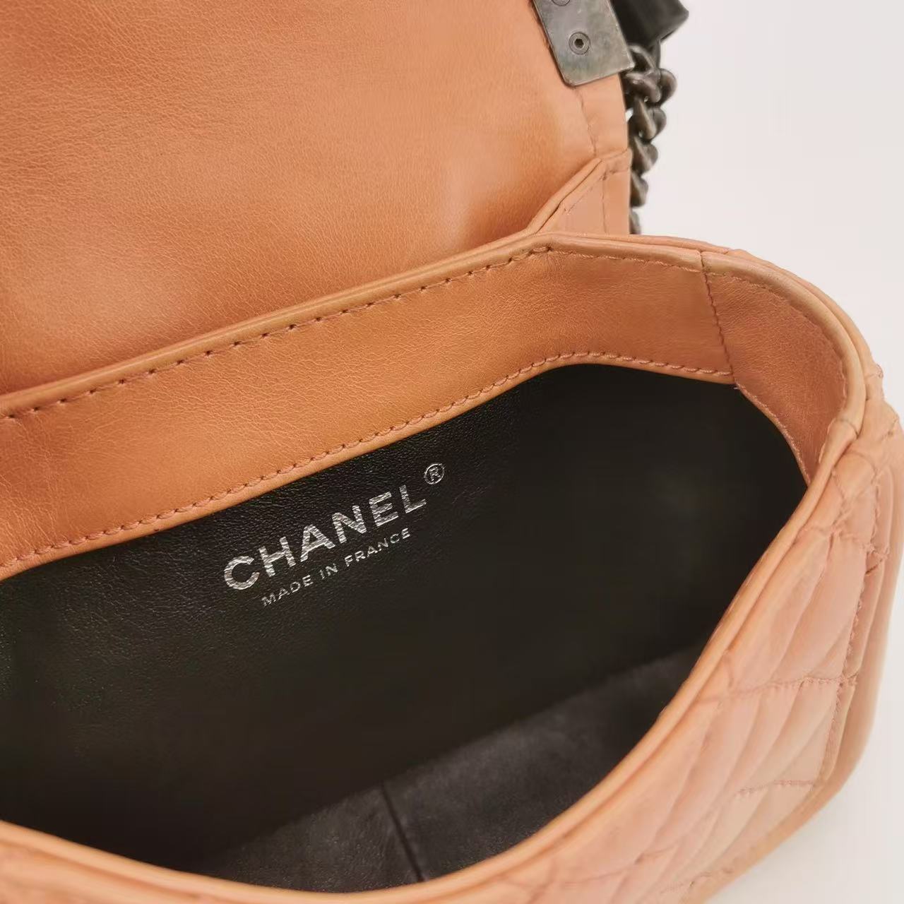 Chanel - Mumbai Shoulder Bag - Leather - Peach - (mini)