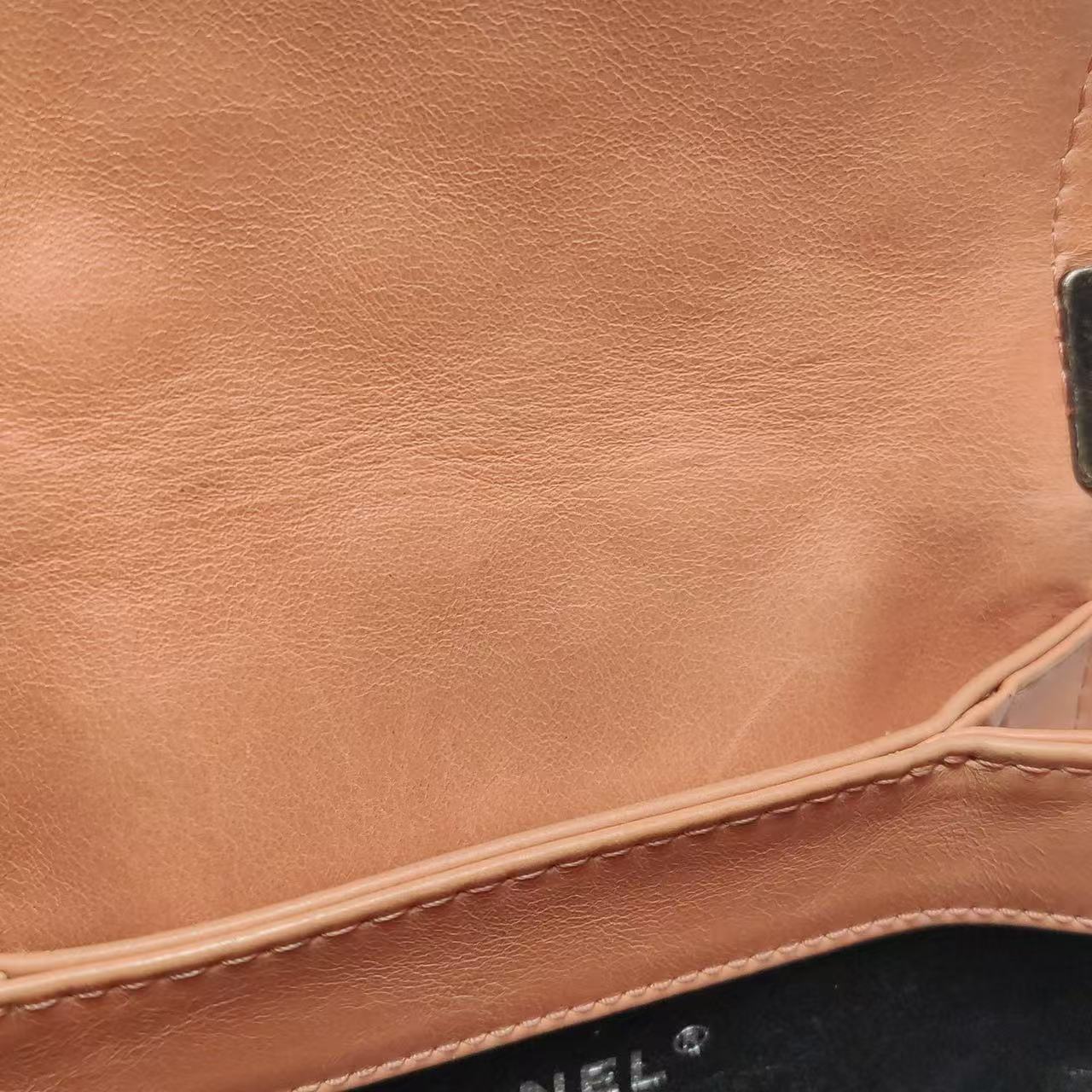 Chanel - Mumbai Shoulder Bag - Leather - Peach - (mini)