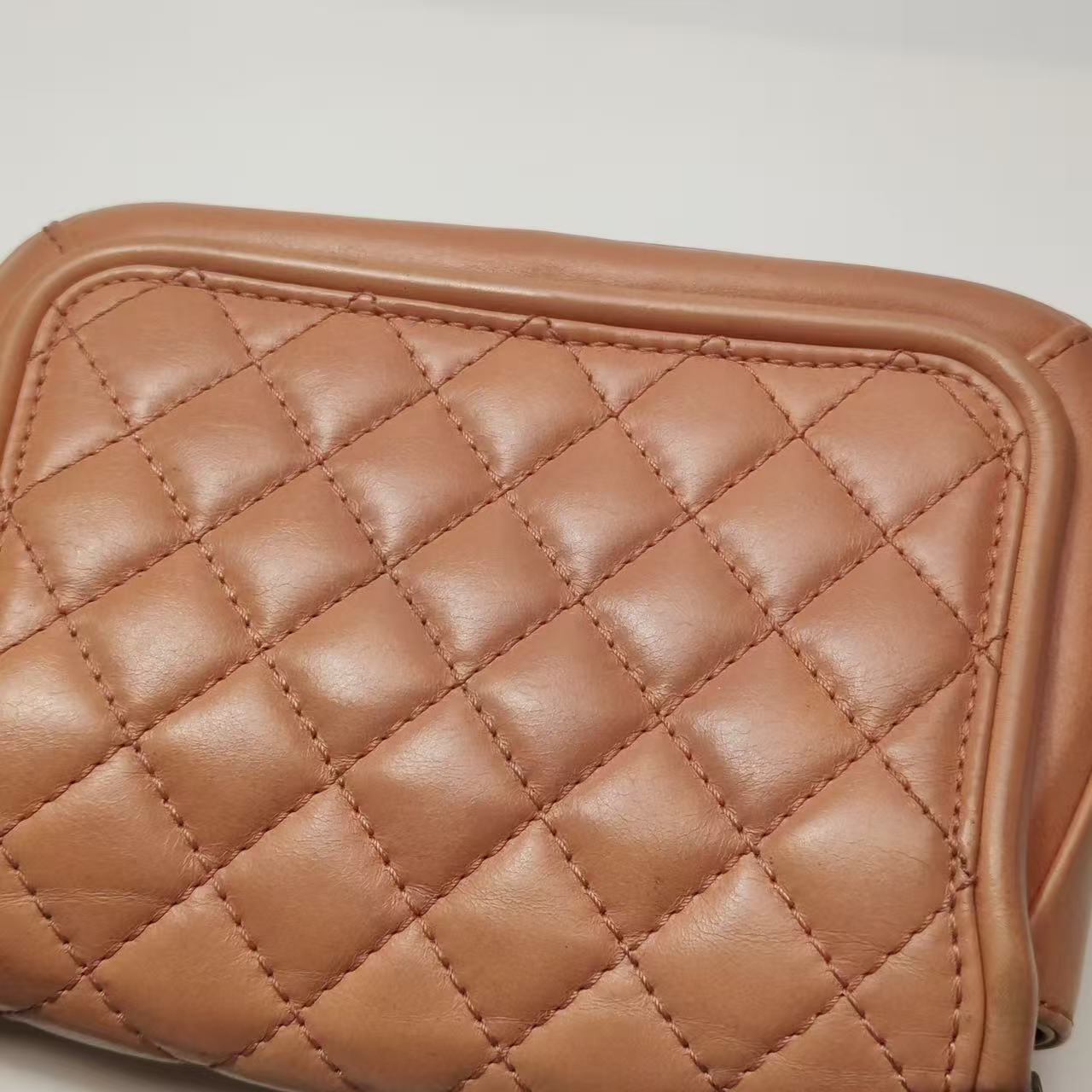 Chanel - Mumbai Shoulder Bag - Leather - Peach - (mini)