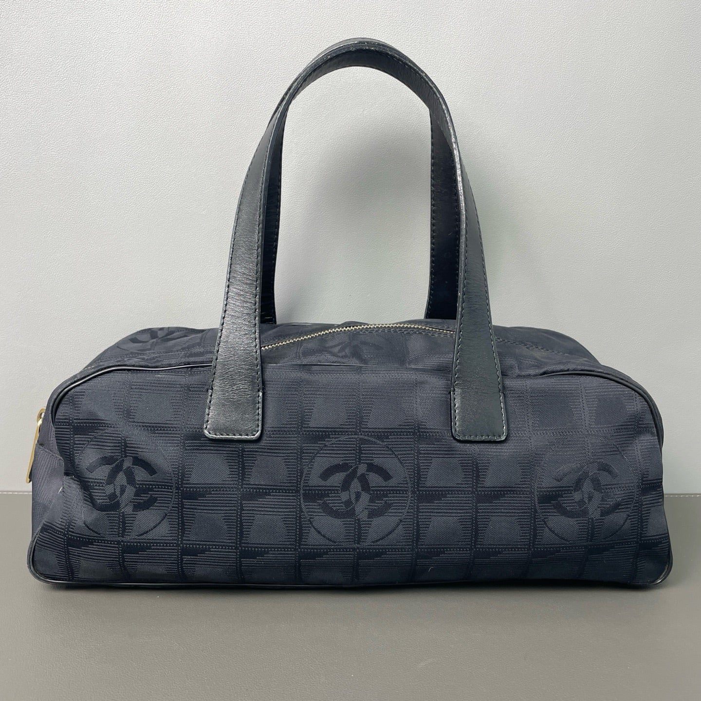 Chanel - New Travel Line Bowling Bag - Nylon - Black - (medium)