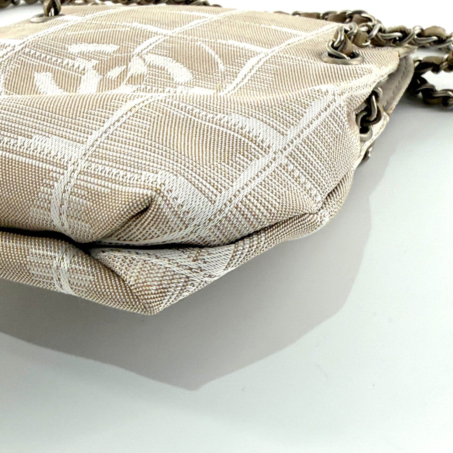 Chanel - New Travel Line Pouch - Woven cloth - Light Beige with Silver-Tone Hardware - (mini)