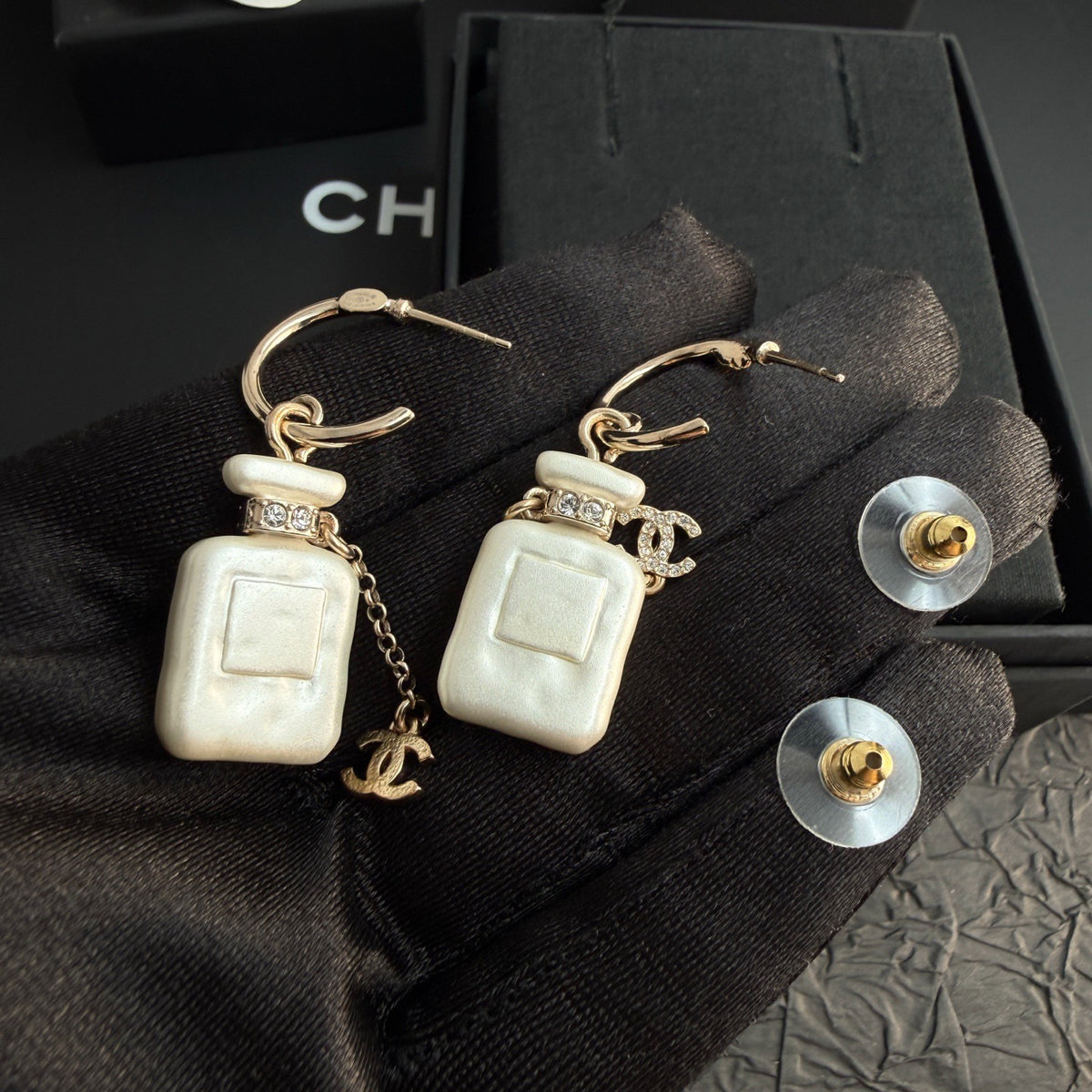 Chanel - No. 5 - Crystal - Gold
