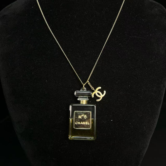 Chanel - No.5 - Metal - Gold