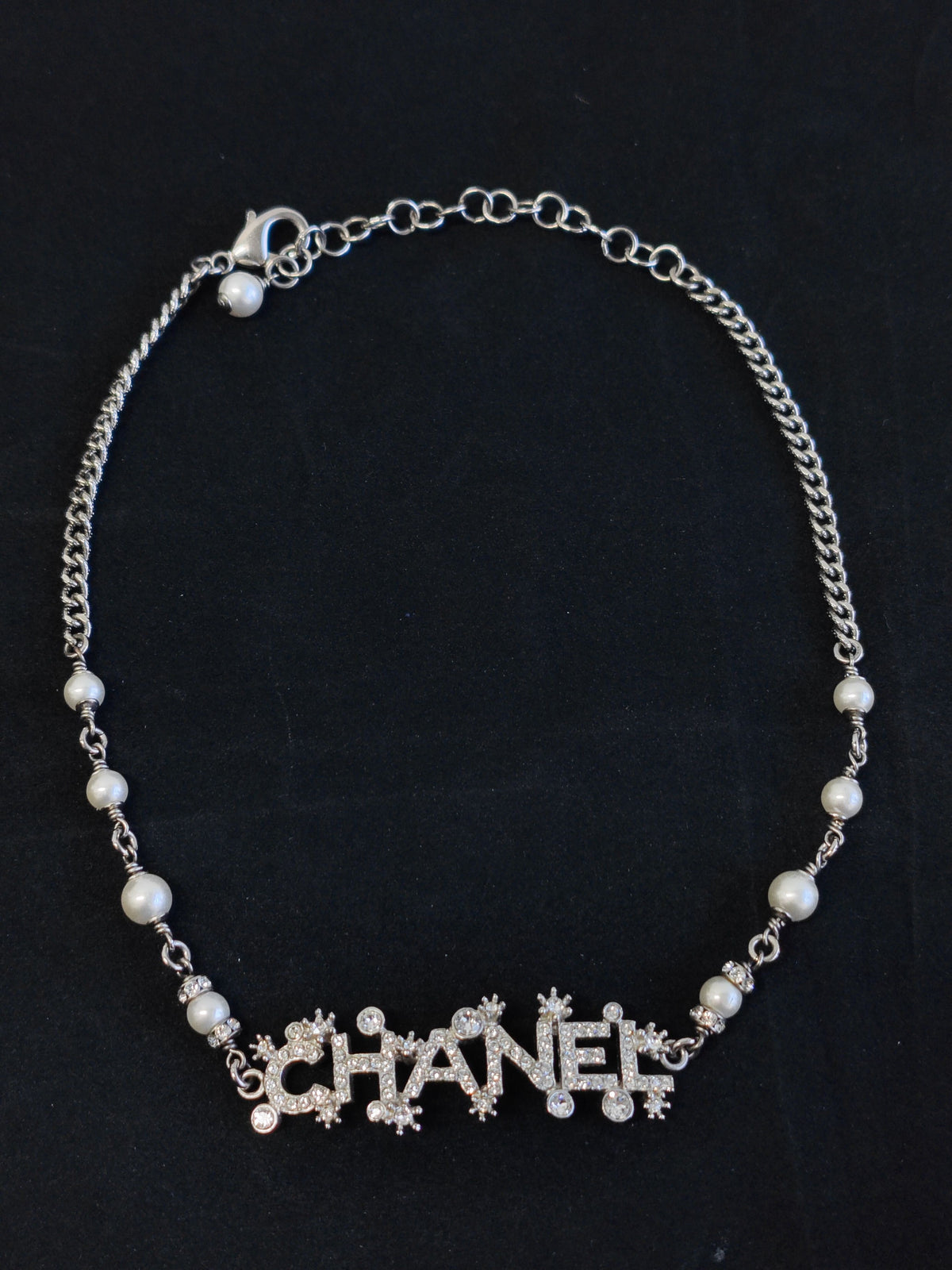 Chanel - Other - Base metal with glass crystals and imitation pearls - Silver