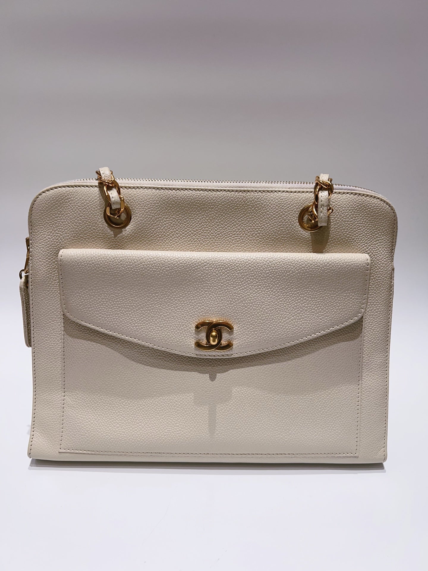 Chanel - Other - Calfskin - White - (medium)