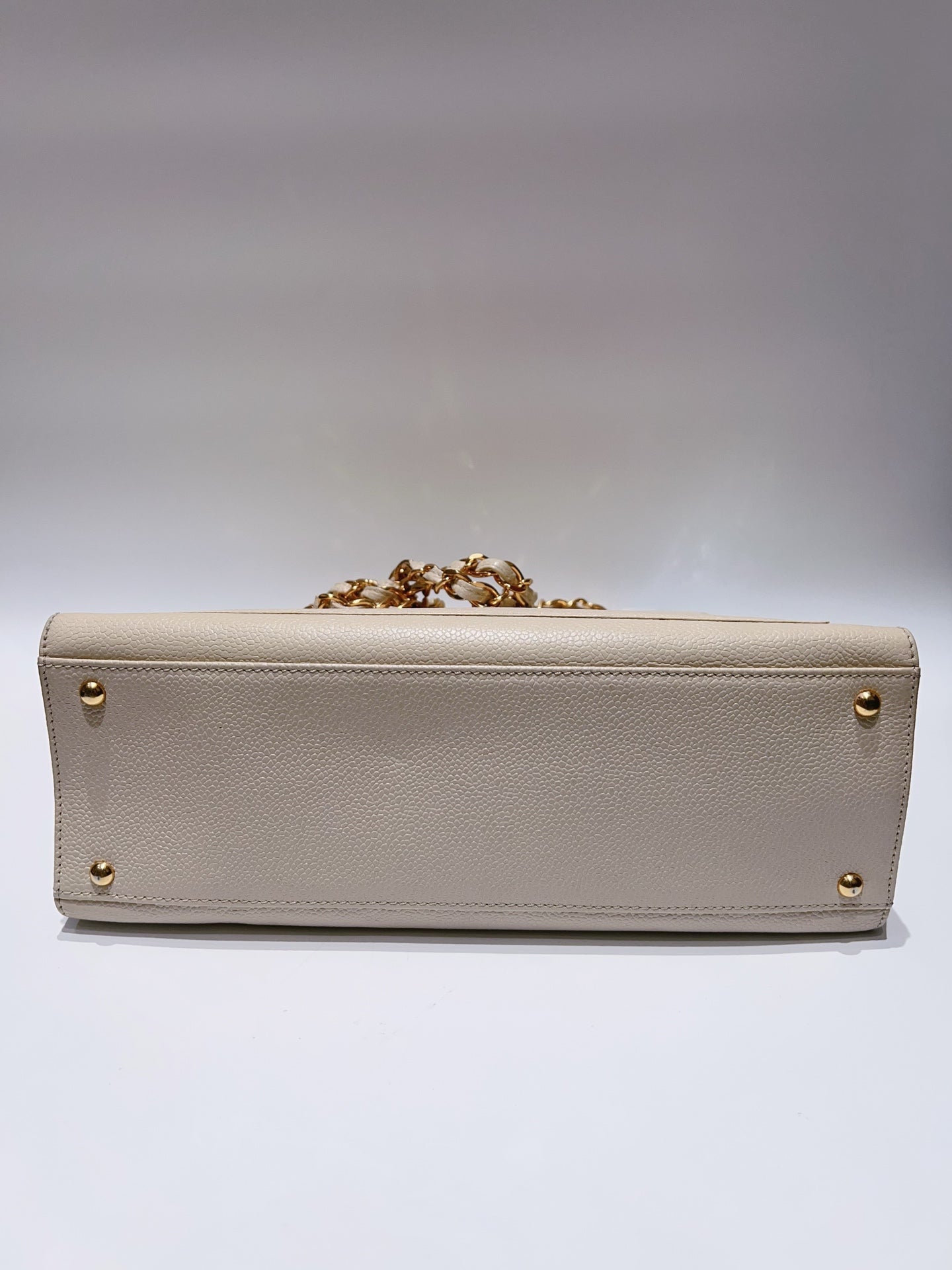 Chanel - Other - Calfskin - White - (medium)
