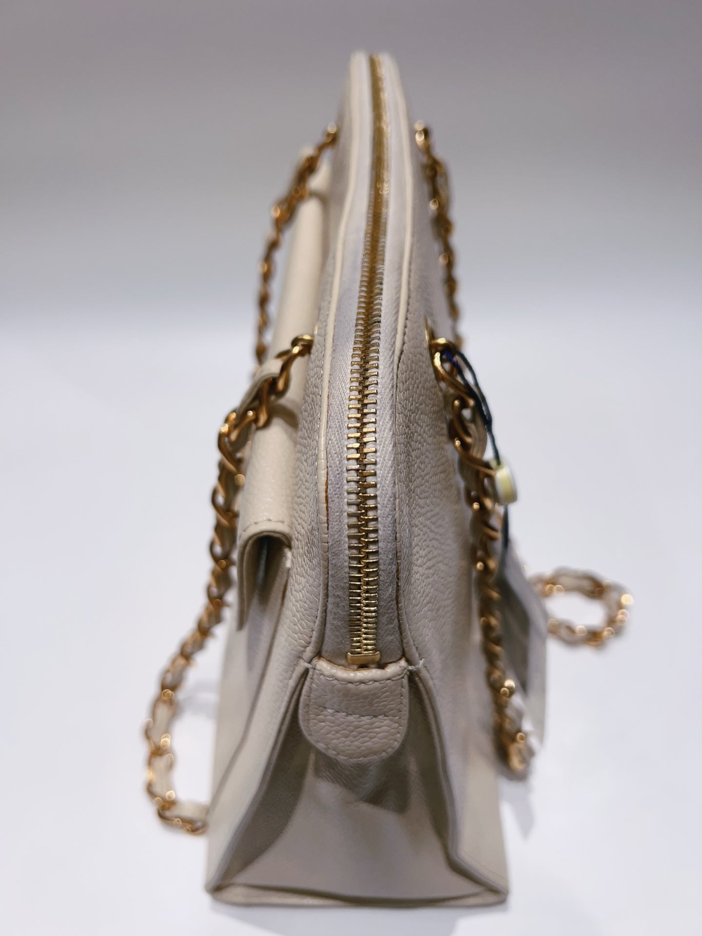 Chanel - Other - Calfskin - White - (medium)