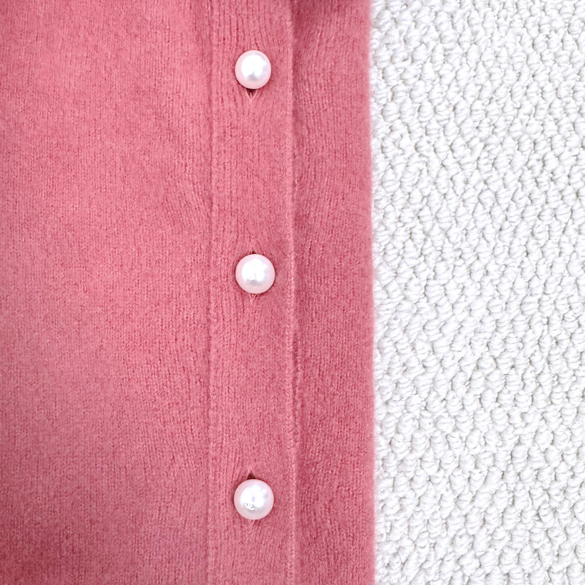 Chanel - Other - Cashmere - Pink - (36)