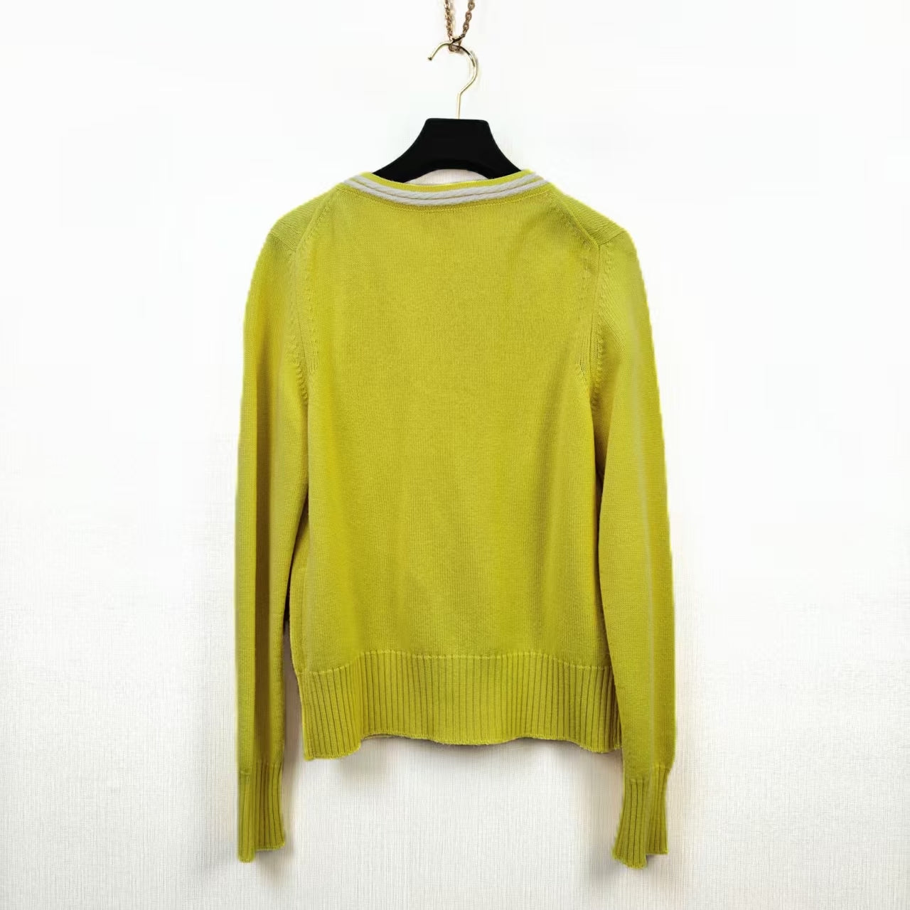 Chanel - Other - Cashmere - Yellow - (38)
