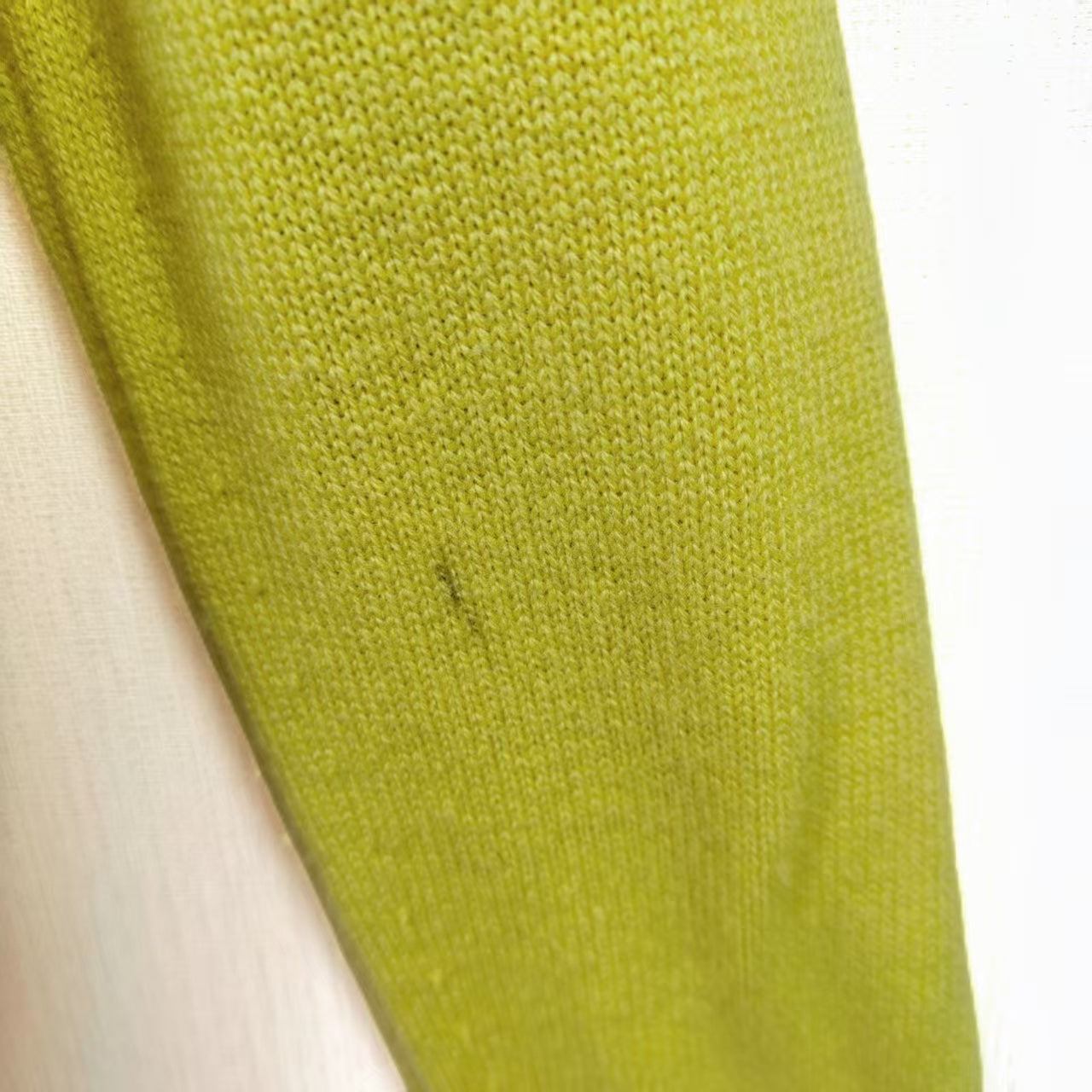 Chanel - Other - Cashmere - Yellow - (38)