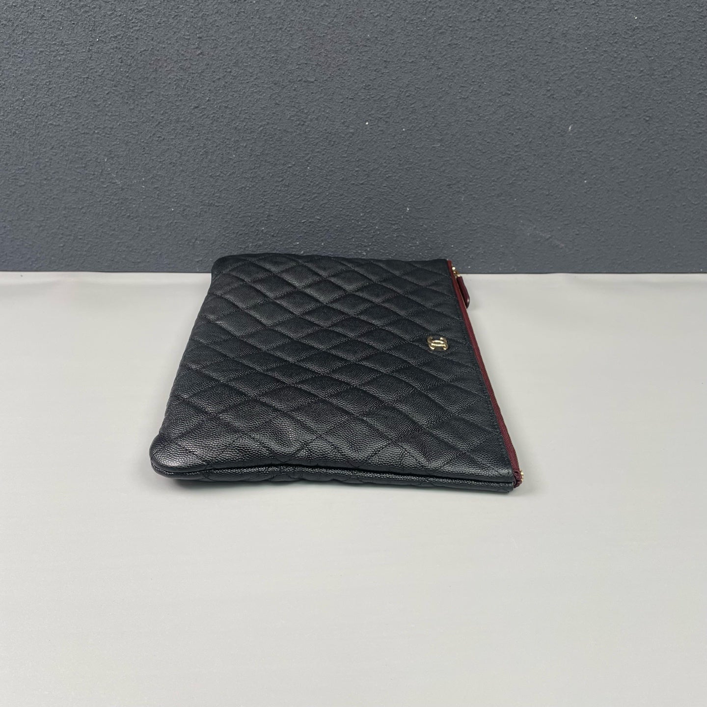 Chanel - Other - Caviar leather - Black - (Medium)