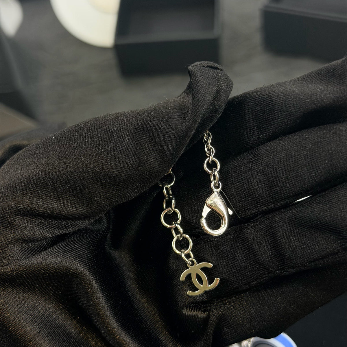 Chanel - Other - Chanel costume jewellery commonly uses base-metal alloy with glass elements and imitation pearls; exact composition is not confirmed. - Multicolour
