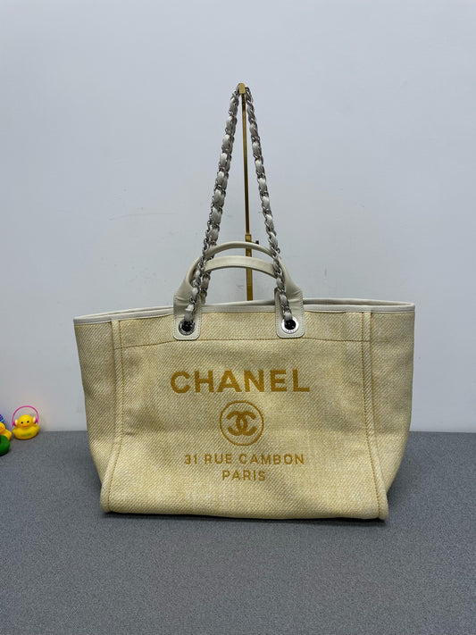 Chanel - Other - Cloth - Beige - (large)