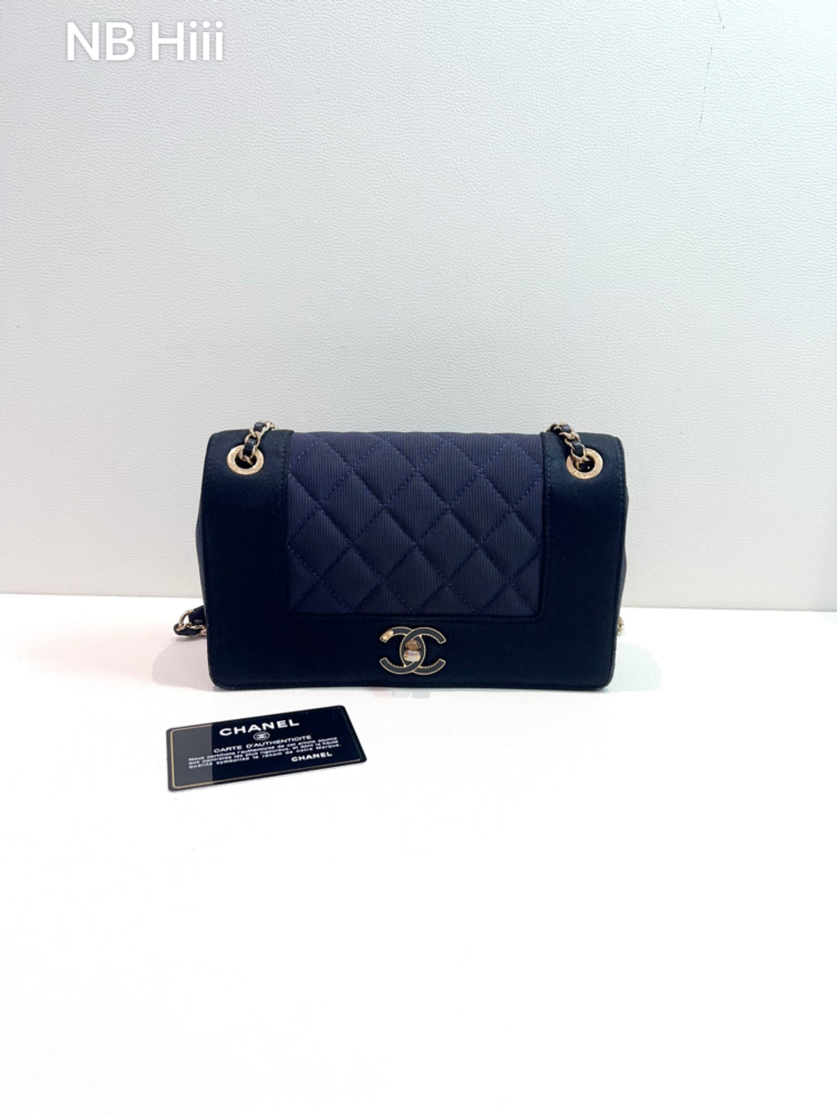 Chanel - Other - Cloth - Black - (Small)