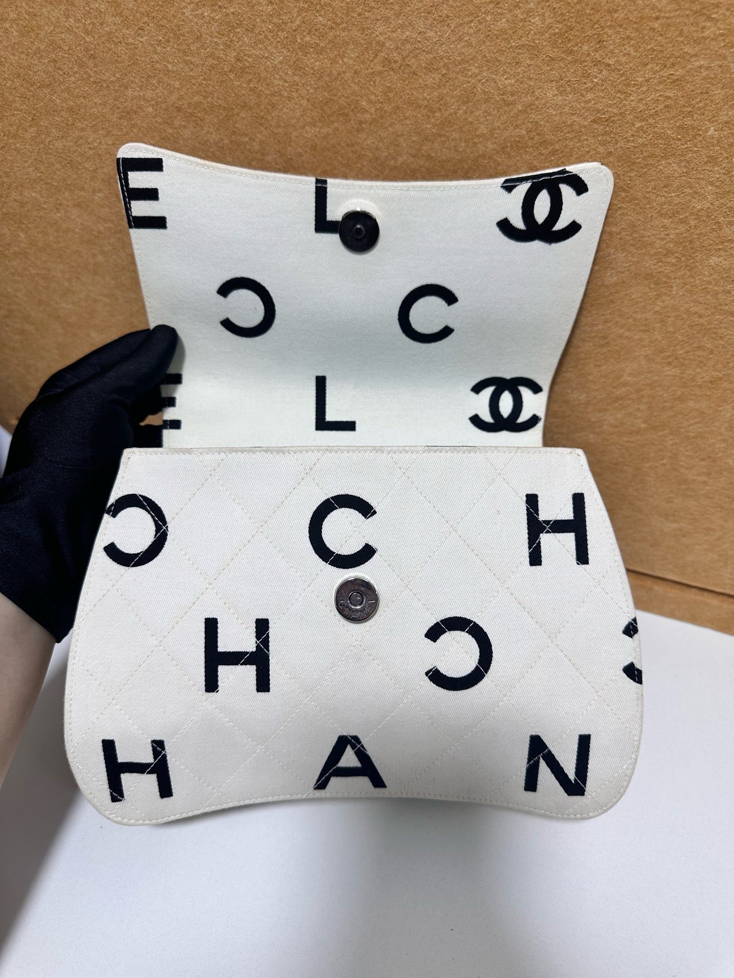 Chanel - Other - Cloth - White - (mini)