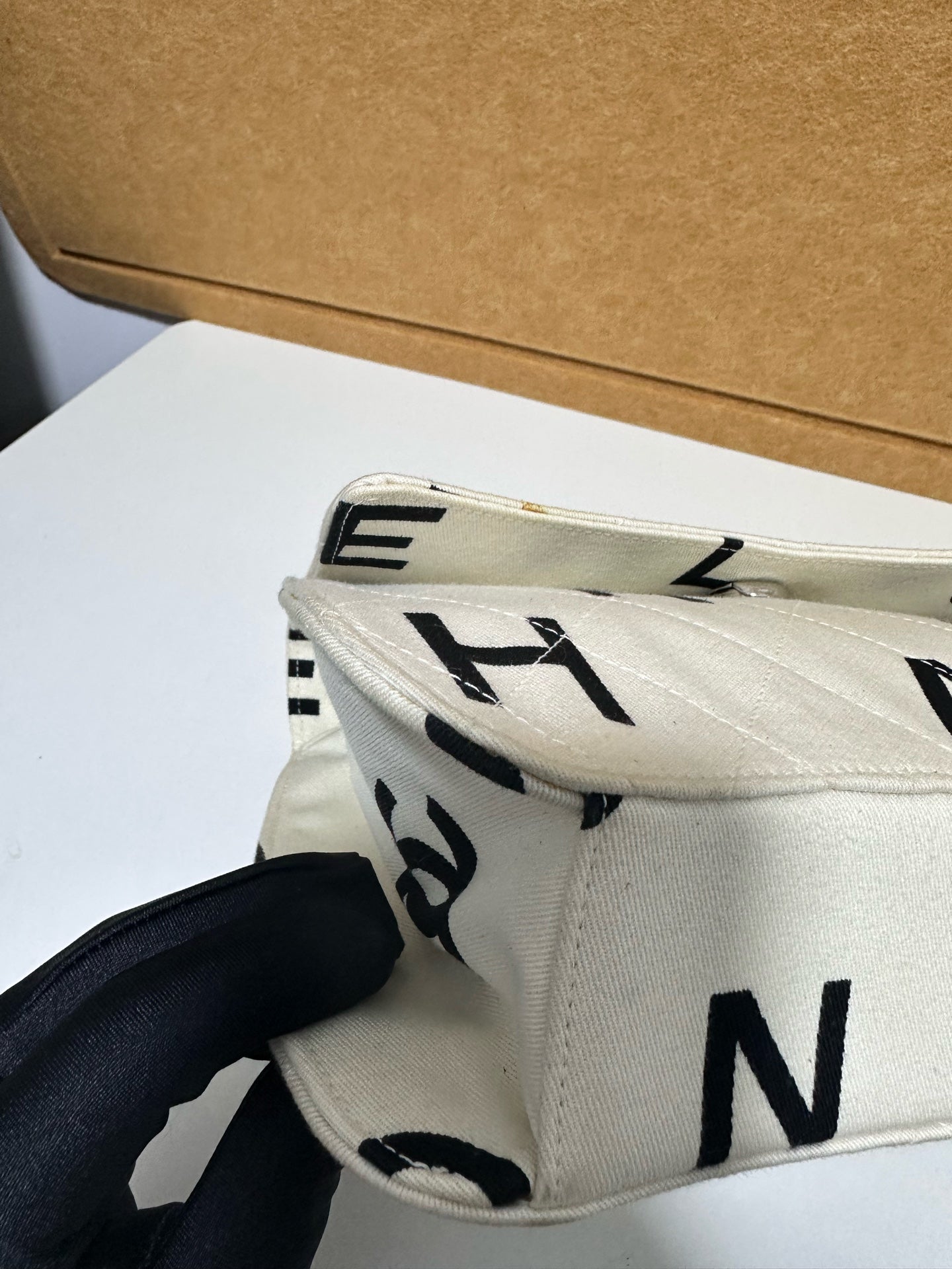 Chanel - Other - Cloth - White - (mini)
