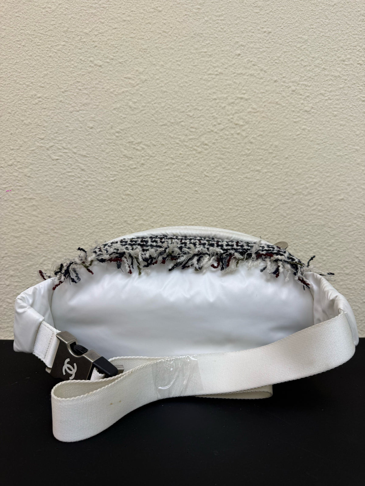 Chanel - Other - Cloth - White - (Small)