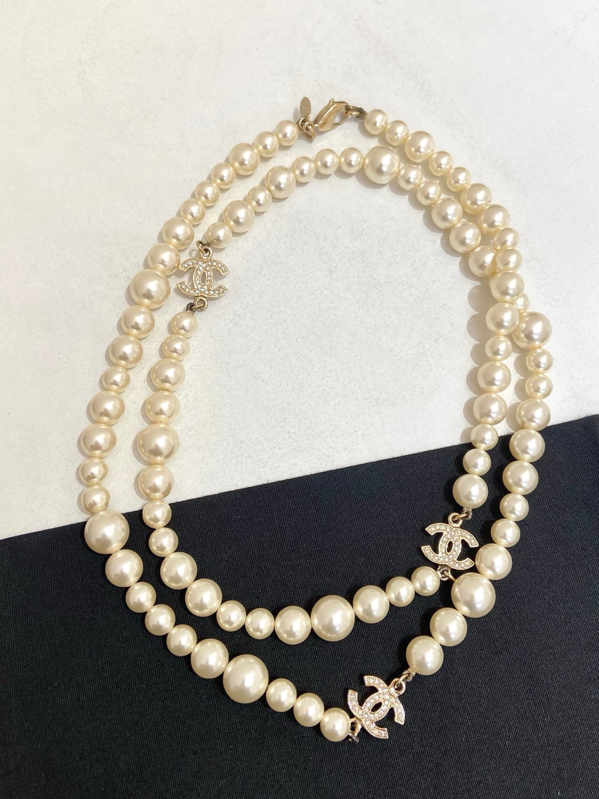 Chanel - Other - Crystal - Beige