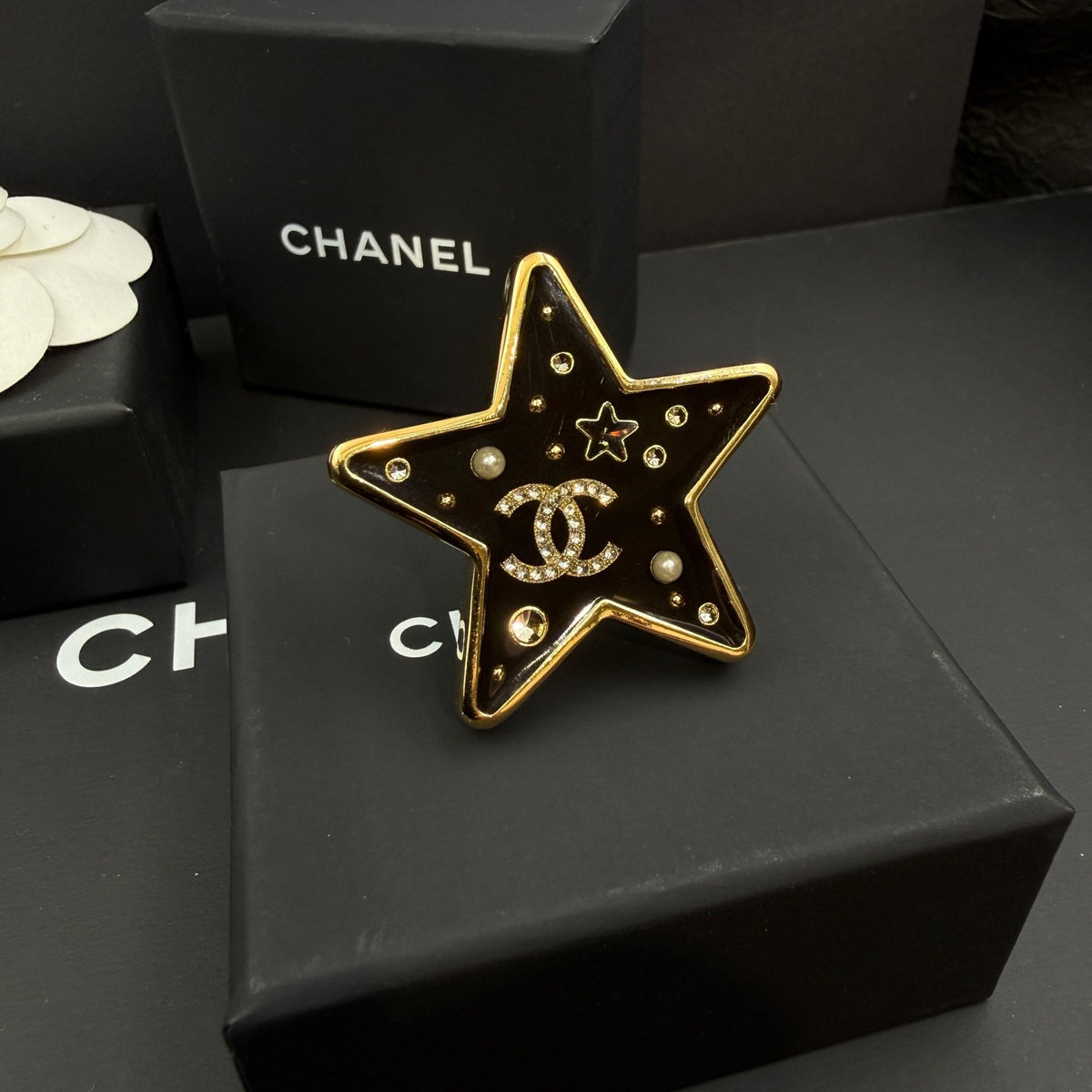 Chanel - Other - Crystal - Black