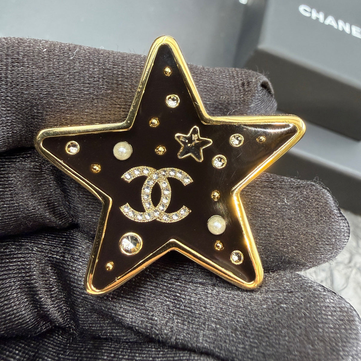 Chanel - Other - Crystal - Black