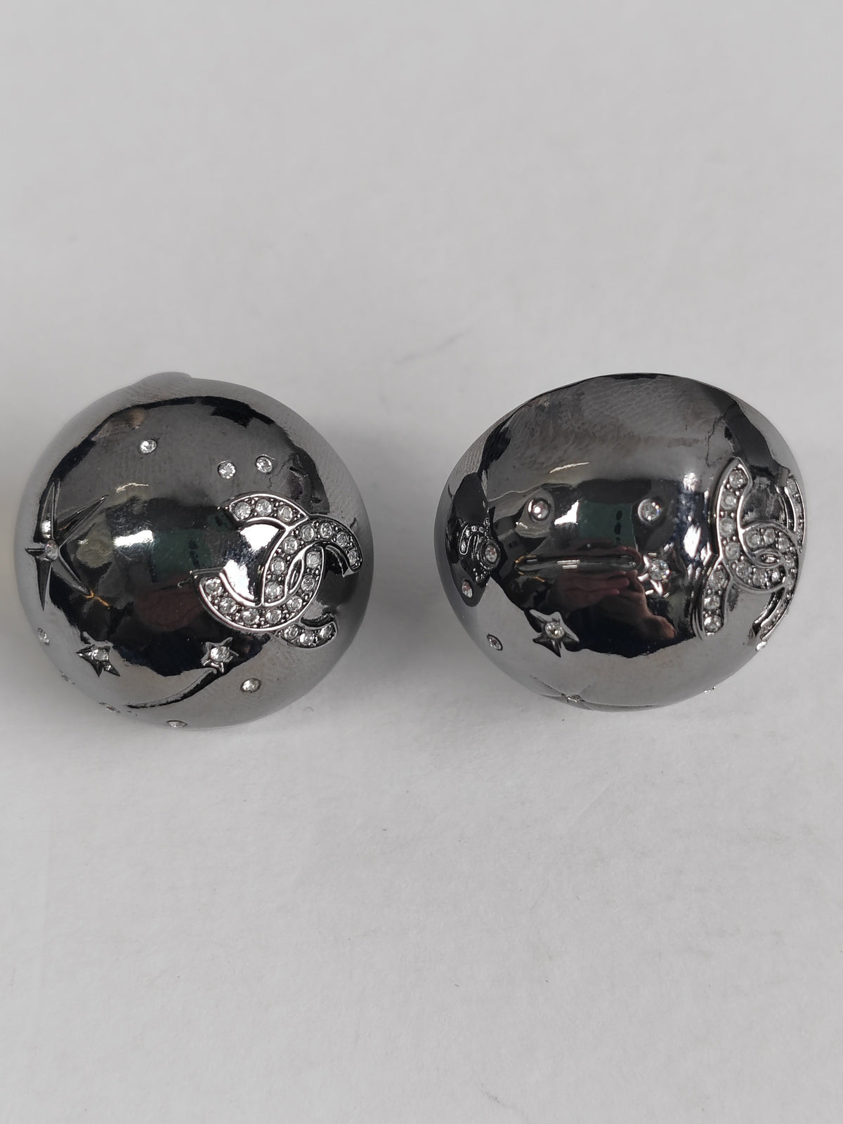 Chanel - Other - Crystal - Black