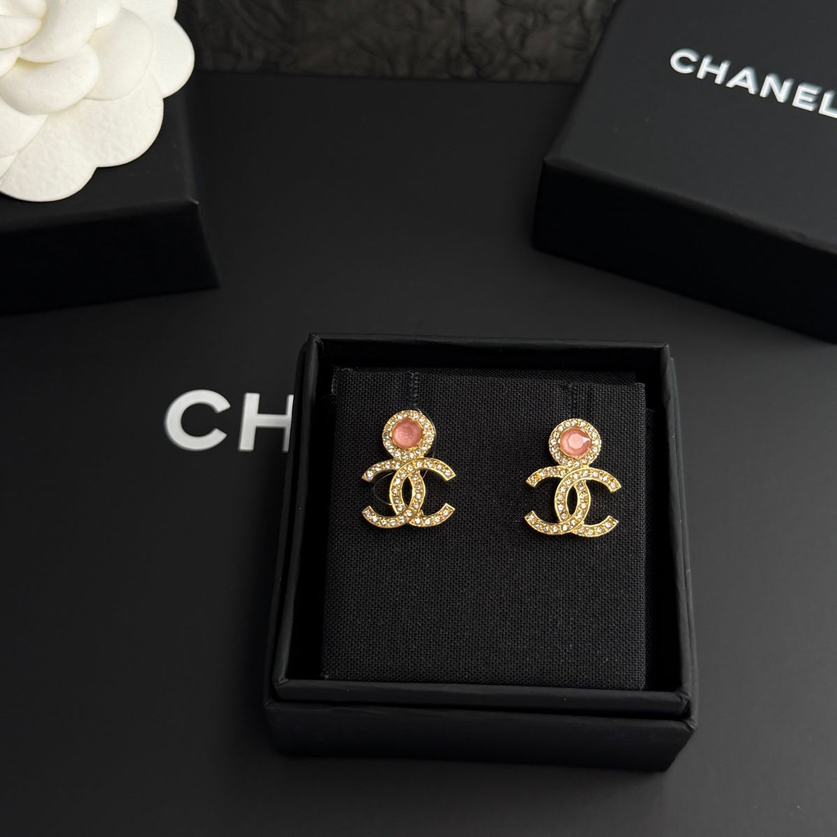 Chanel - Other - Crystal - Gold