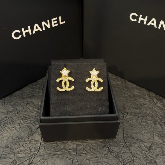 Chanel - Other - Crystal - Gold