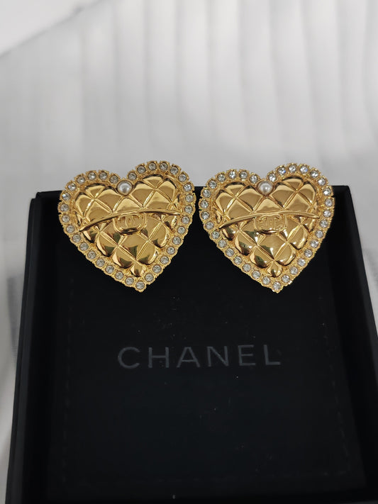Chanel - Other - Crystal - Gold
