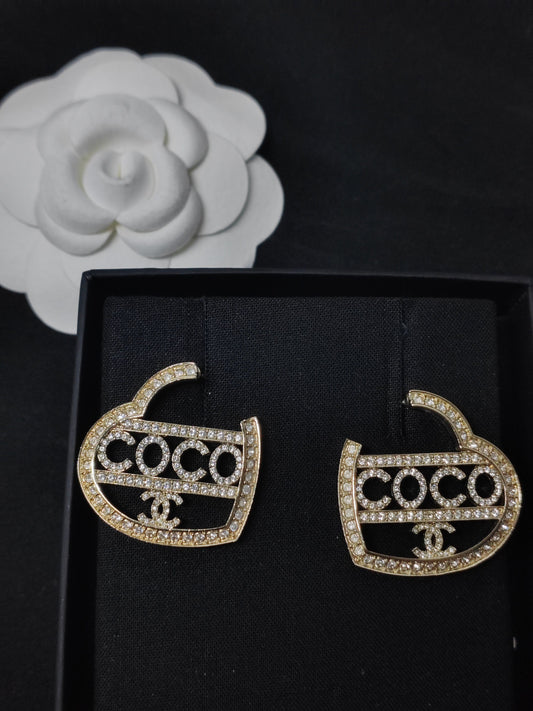 Chanel - Other - Crystal - Gold