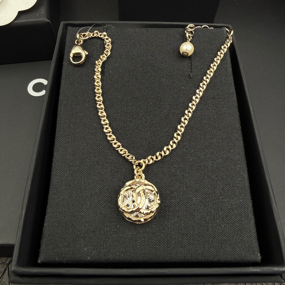 Chanel - Other - Crystal - Gold