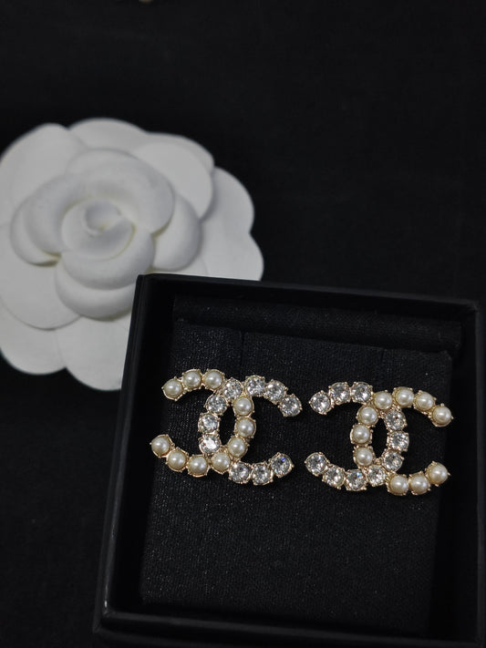 Chanel - Other - Crystal - Gold