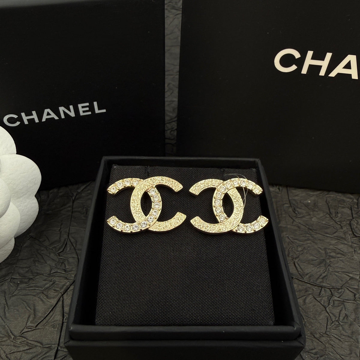 Chanel - Other - Crystal - Gold