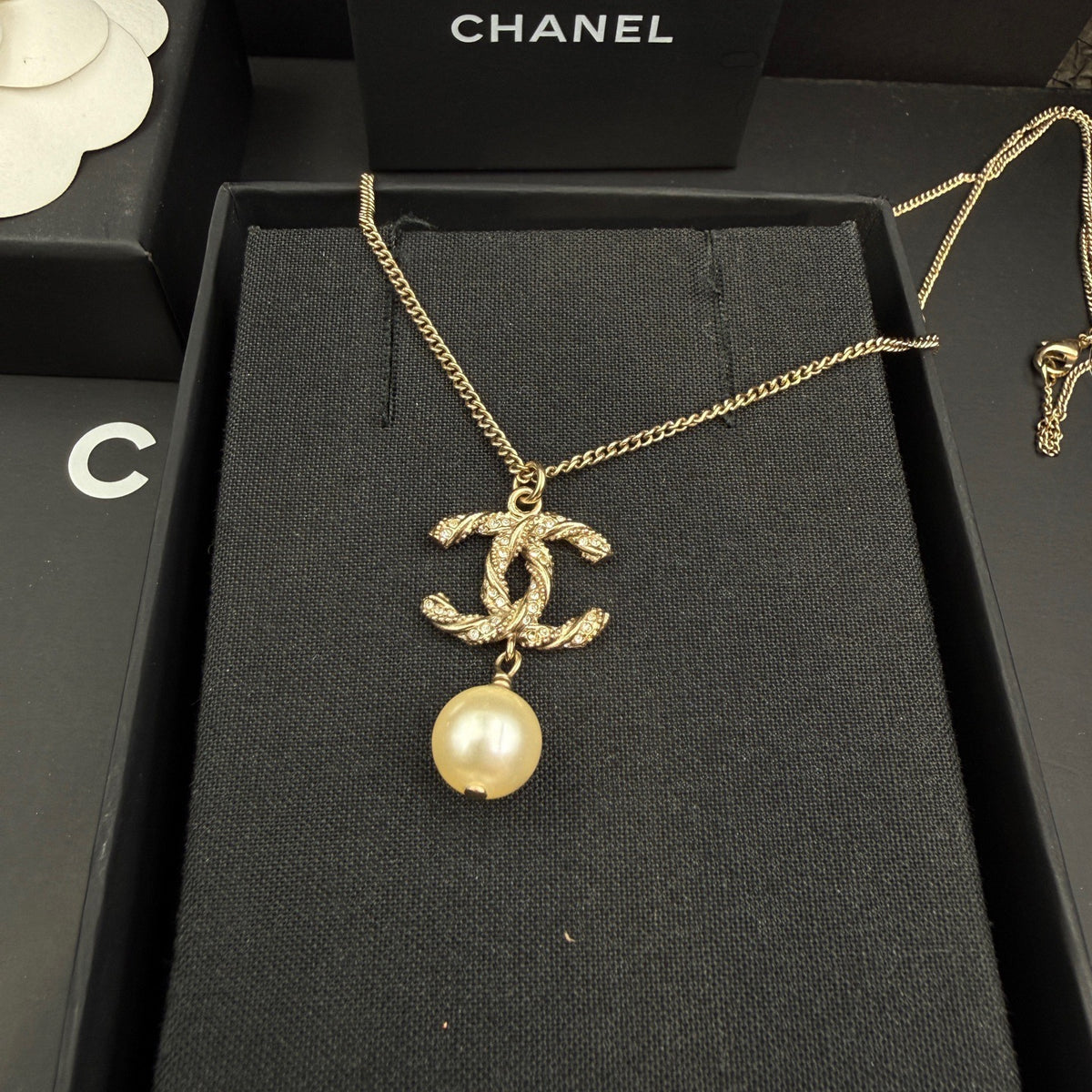 Chanel - Other - Crystal - Gold