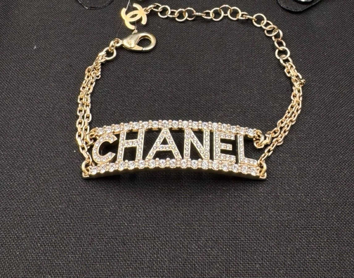 Chanel - Other - Crystal - Gold