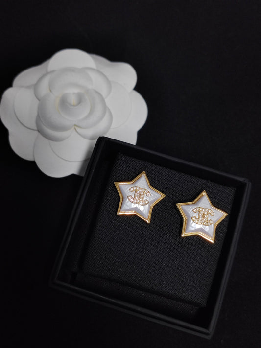 Chanel - Other - Crystal - Gold
