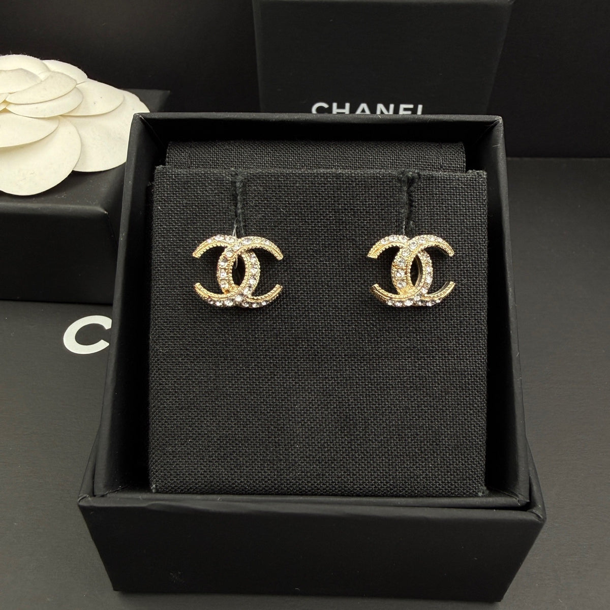 Chanel - Other - Crystal - Gold