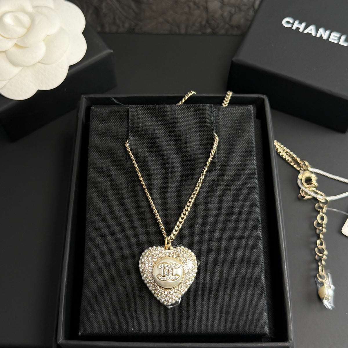 Chanel - Other - Crystal - Gold