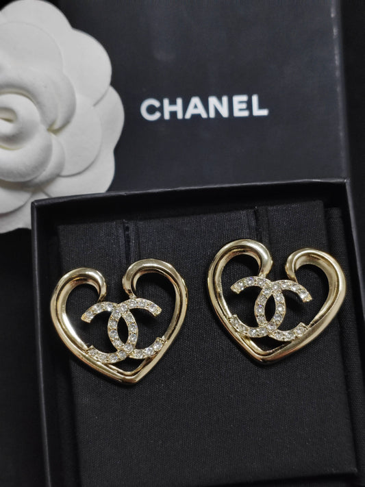 Chanel - Other - Crystal - Gold