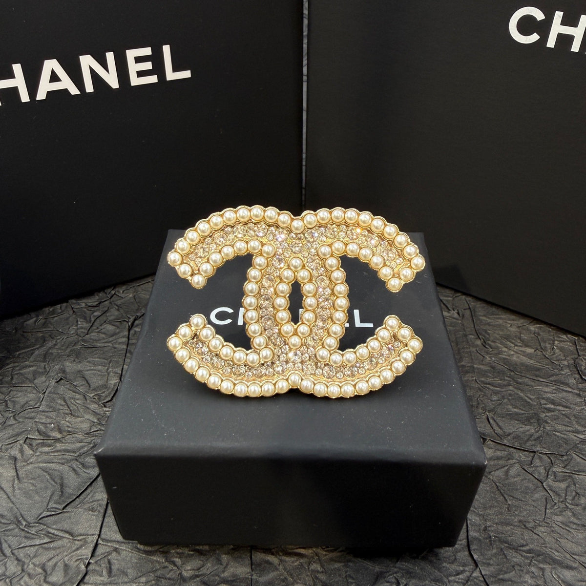 Chanel - Other - Crystal - Gold